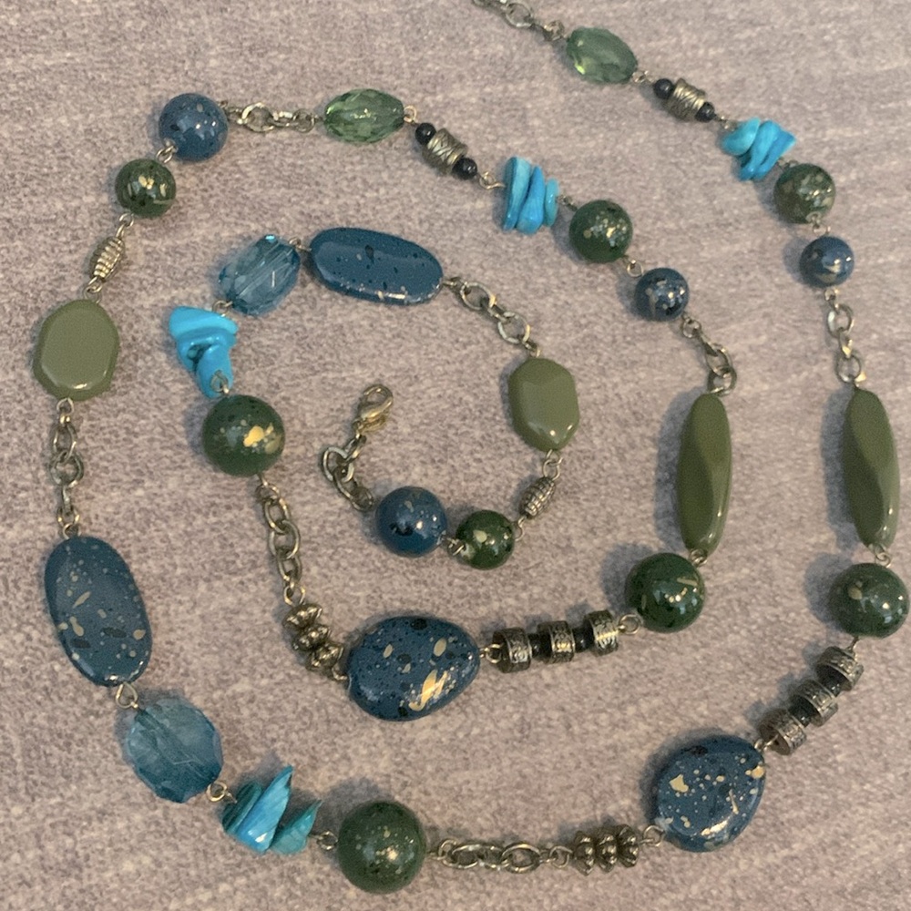 Premier Design Silver Teal & Army Green Necklace